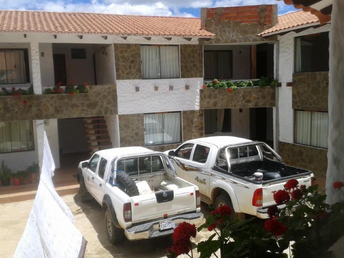 Plaza Pueblo Hotel Vallegrande Exteriör bild