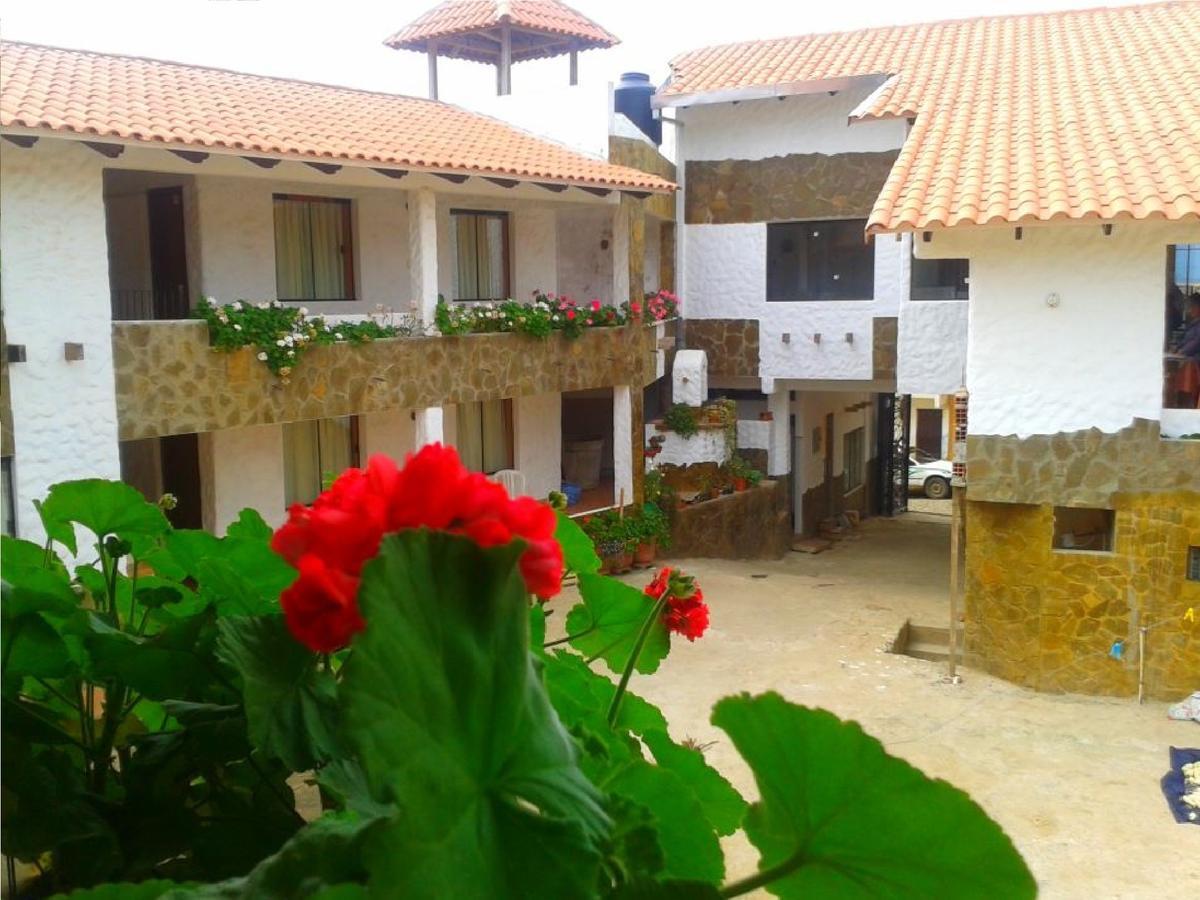 Plaza Pueblo Hotel Vallegrande Exteriör bild